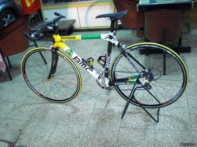我的BMC team machine SLT01 車架裂了