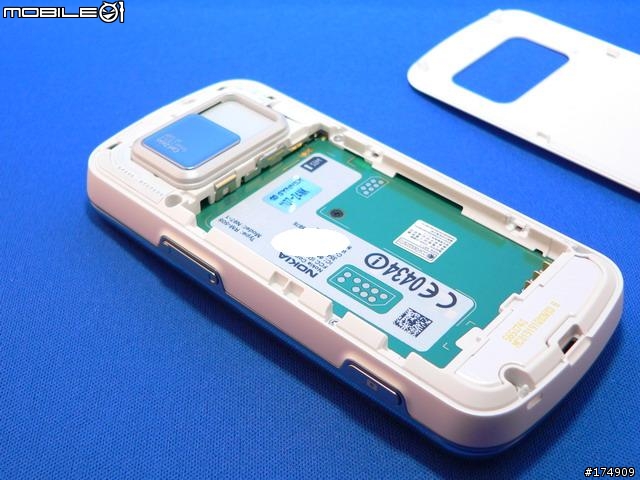 終於尋獲我的N95接班人~N97~ (新增Noreve皮套,您的N97找到家了嗎?)
