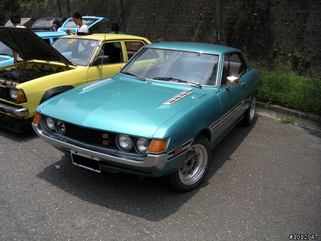 全員集合~2009~台灣旧車走行会!!!(幾輛老車讓大家猜型號^^)