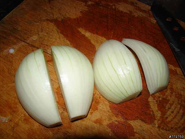roger料理時間~簡單美味滷雞腳~