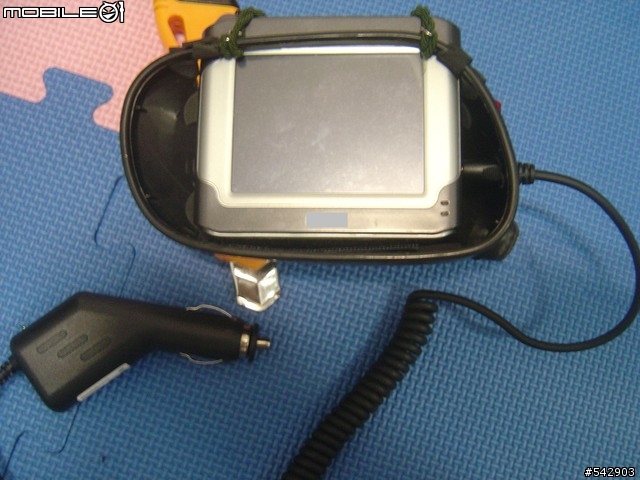 窮人家也買的起的GPS+自行DIY沒人想偷的GPS車架