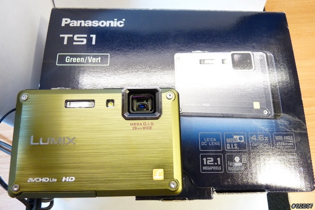 (開箱文) 夏日炎炎 帶著你的相機下水去 TS1小綠開箱