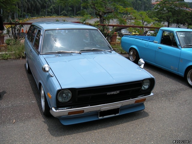 全員集合~2009~台灣旧車走行会!!!(幾輛老車讓大家猜型號^^)