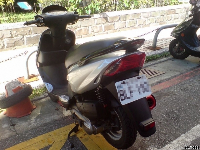 (分享) 7年前的四期噴射車 PGO噴射王