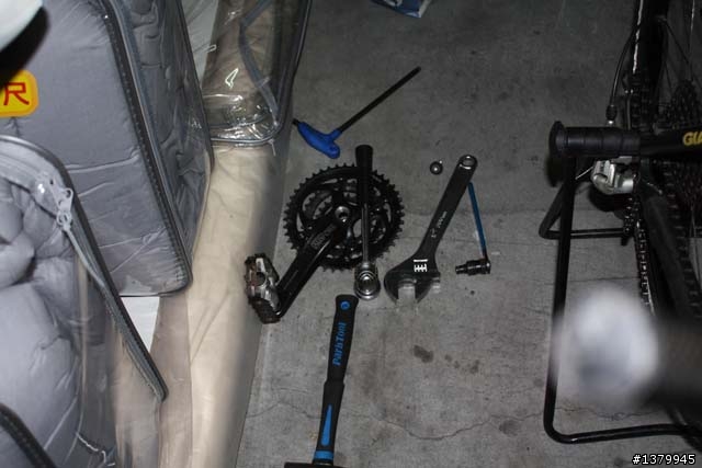注意!如果騎捷安特 XTC se 07年的車主你的車友可能發生BB斷軸的重大意外!!!