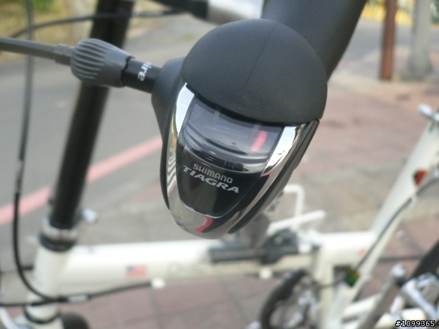 怎麼都沒人進來@@【KHS】F20-R小折車主簽到簿~別讓它潛下去啊!!