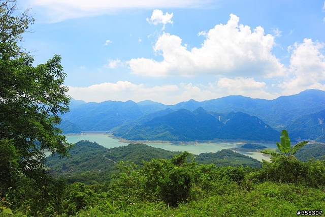 三腳南山