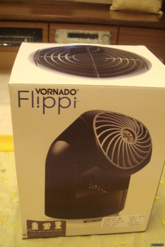 我的第一篇開箱文 VORNADO Flippi V6 & V8