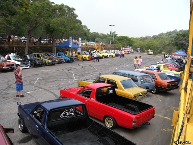 全員集合~2009~台灣旧車走行会!!!(幾輛老車讓大家猜型號^^)