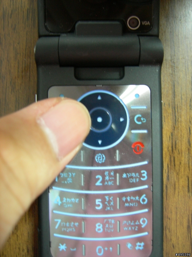 「不專業開箱」3.5G極速平民機︰MOTO K3(外觀篇)