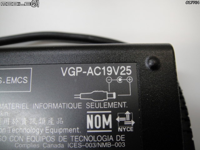 【王者登場 誰與爭鋒】SONY VAIO VGN-Z48TD/X 碳纖黑+吉田カバンPCバッグ レッドチェック【数量限定30】 CC-YPC-SR/RC