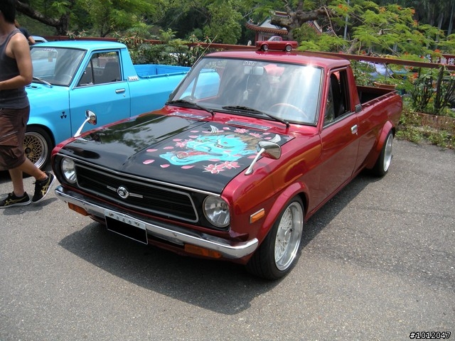 全員集合~2009~台灣旧車走行会!!!(幾輛老車讓大家猜型號^^)