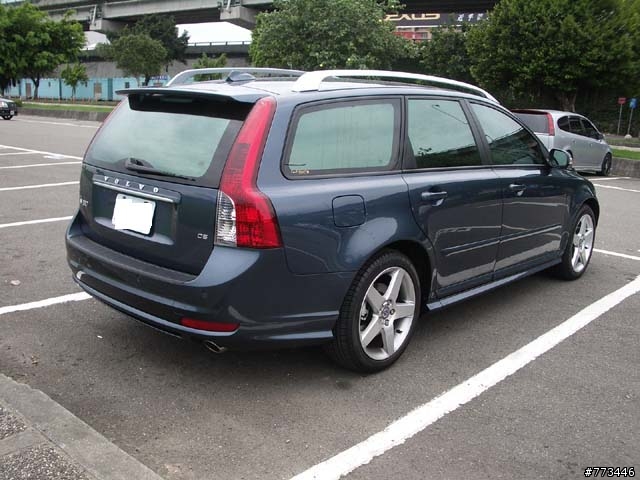 V50 D5 R-design大佳河濱公園寫真及美容洗車照~~