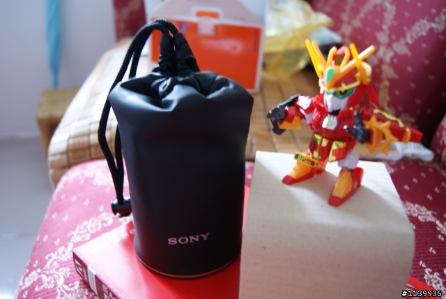 (分享)SONY alpha 330 開箱文