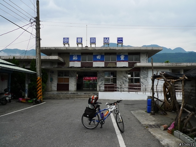 (車站收集) 35度C天空下的藍色區間車 *單車環島*