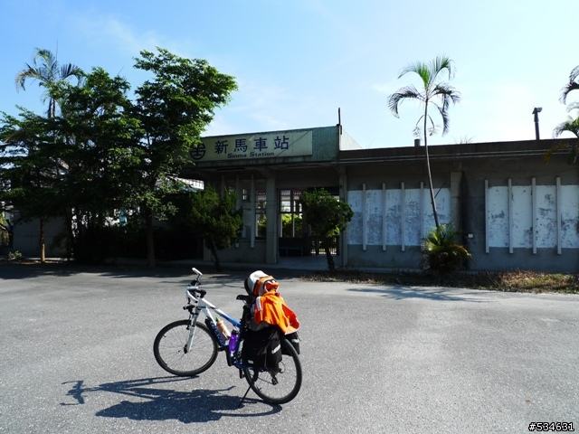 (車站收集) 35度C天空下的藍色區間車 *單車環島*