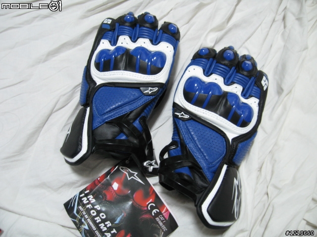 開箱文 alpinestars 頂級 短手套 S1