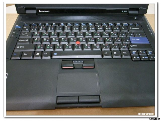 我也加入小黑族之SL400 新型號 2743-RG9 簡易開箱