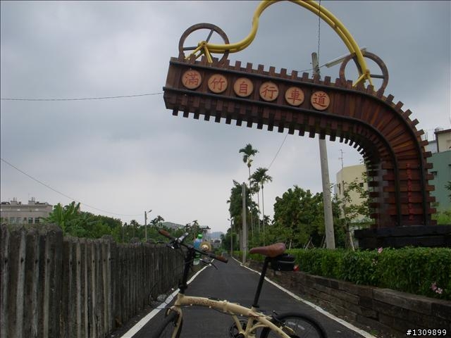 嘉義竹崎鄉:滿竹,鹿紫自行車道 (鄉間小路照片多)