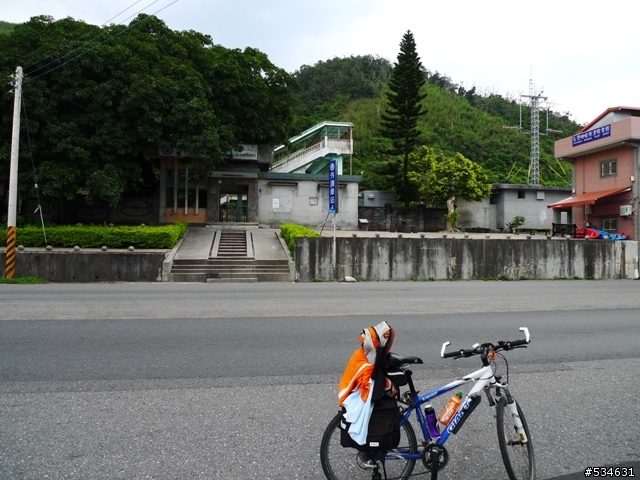 (車站收集) 35度C天空下的藍色區間車 *單車環島*