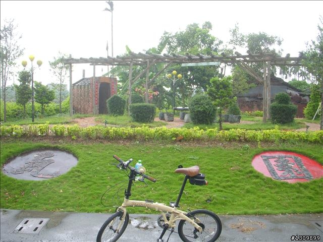 嘉義竹崎鄉:滿竹,鹿紫自行車道 (鄉間小路照片多)