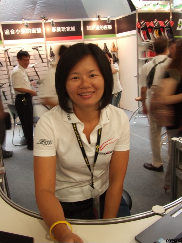 2009 台灣運動休閒產業展~ part2 (小羽最愛的辣妹 在裡面哦)
