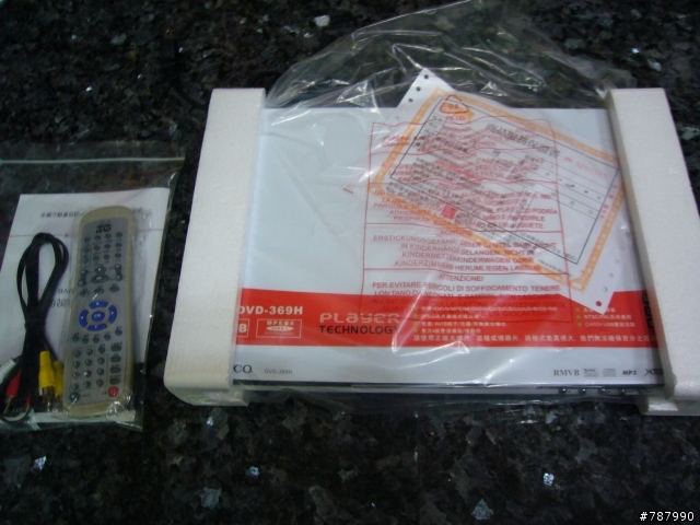 SYNCO DVD-369H(RMVB)DVD播放機開箱啦~~