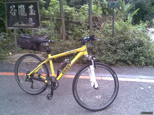 青春無敵劈到腿軟之賣場車小HI也來劈(更新在七樓)
