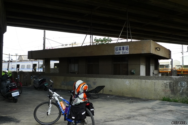 (車站收集) 35度C天空下的藍色區間車 *單車環島*