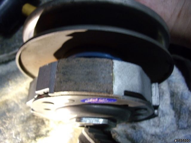 騎起來像50cc的GP125...
