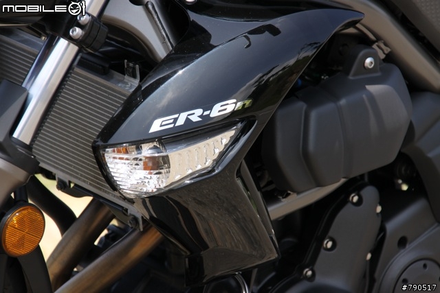輕巧帥氣的男子漢–2009 KAWASAKI ER-6n 試駕報導
