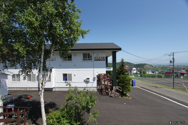嬰兒拖車的無限可能—北海道の夏日薰風