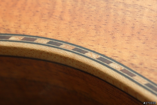 kamaka ukulele ! 烏克麗麗開箱 !