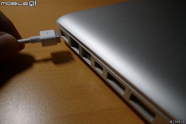 新MacBook Pro 13.3 簡易開箱測試 附測3Dmark06
