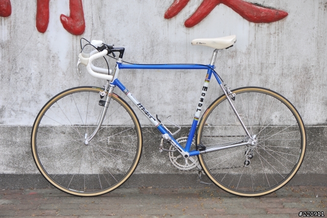 夏日炎炎,義系老鋼管-1985 Francesco Moser 曬太陽囉!
