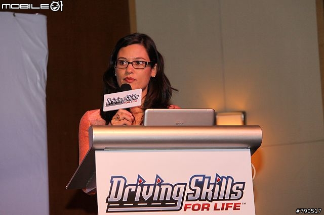 安全、節能上路隨行-福特六和「Driving Skills For Life安全節能駕駛訓練」記者