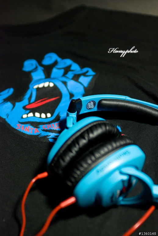 Skullcandy X SANTA CRUZ Screaming Hand 超酷耳機(開箱文)