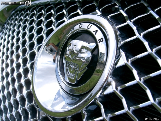 Jaguar XF 3.0,終於露臉