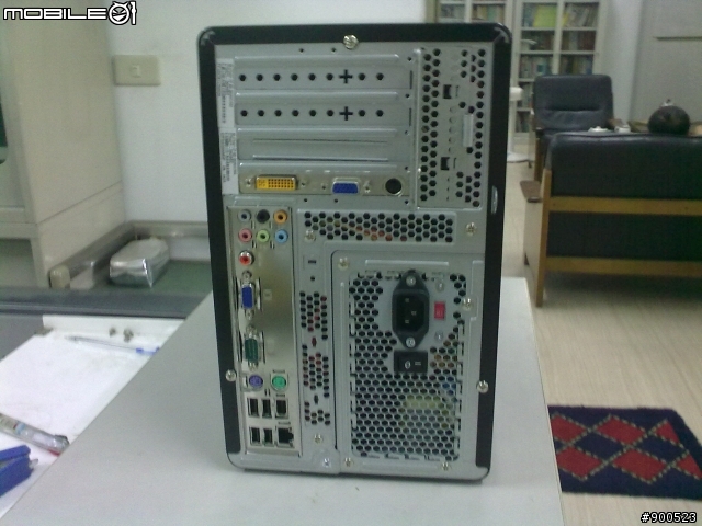 燦坤特價14999 Q8200主機到貨了