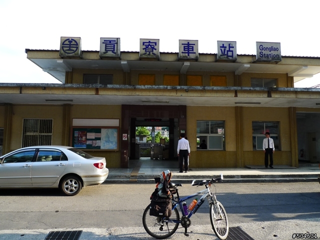 (車站收集) 35度C天空下的藍色區間車 *單車環島*