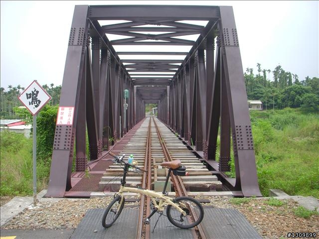 嘉義竹崎鄉:滿竹,鹿紫自行車道 (鄉間小路照片多)
