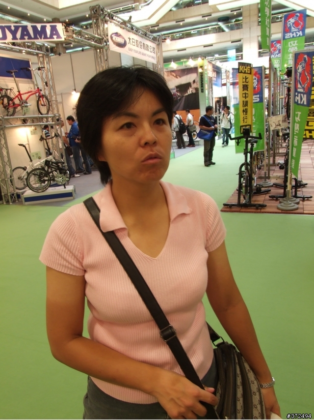 2009 台灣運動休閒產業展~ part2 (小羽最愛的辣妹 在裡面哦)