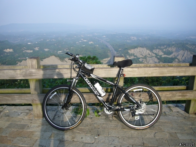 岡山→中寮山→旗山吃早餐(三山連騎)