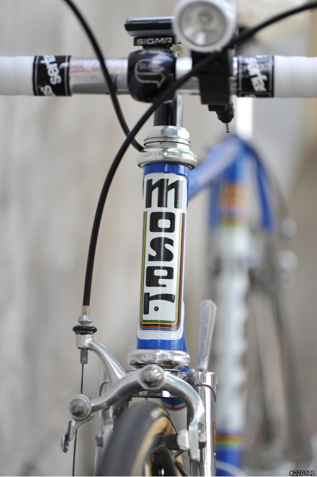 夏日炎炎,義系老鋼管-1985 Francesco Moser 曬太陽囉!