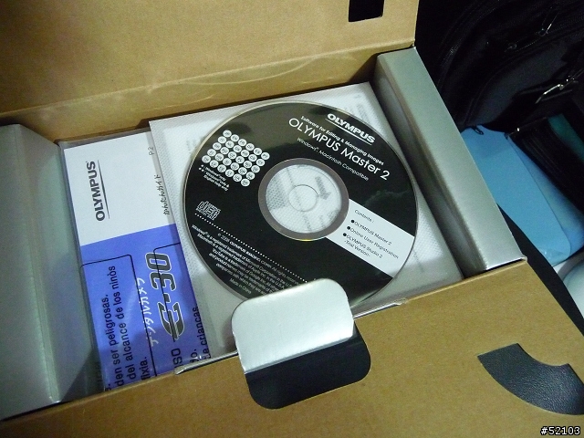 只愛炒冷飯...OLYMPUS E-30便宜開箱分享!