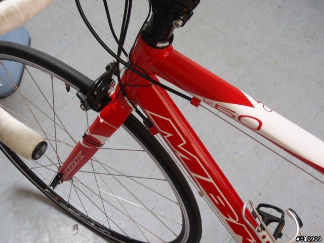 入手入門的煞變合一公路車MBK