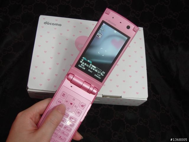 大小姐誕生日の意外な喜び Vol.1: docomo F-08A erikonail Special Pink