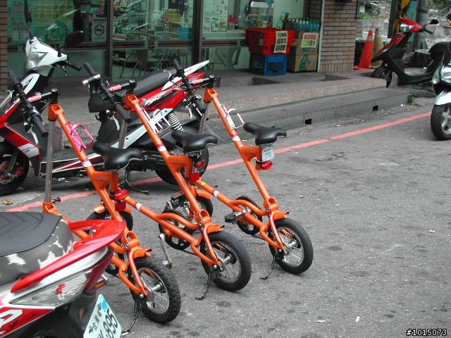 瀑布 吊橋 小火車 弱到不行之遜咖遊記