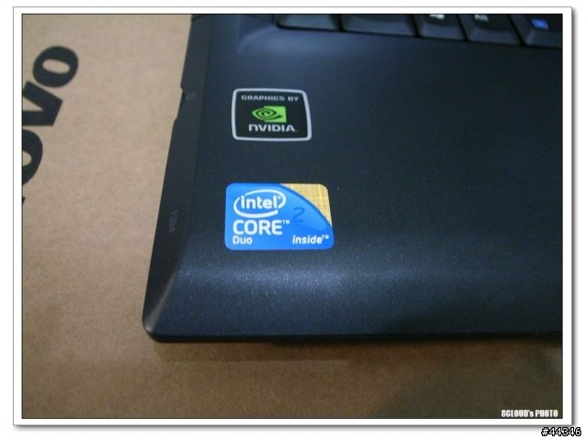 我也加入小黑族之SL400 新型號 2743-RG9 簡易開箱