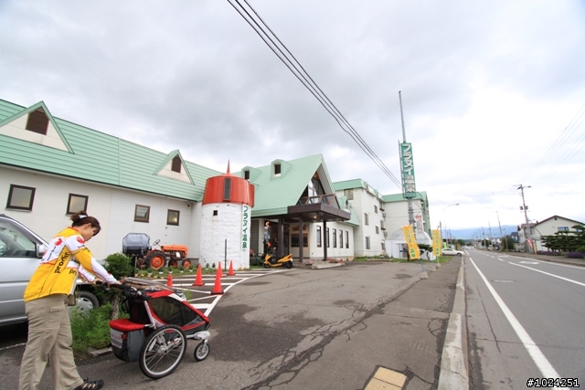 嬰兒拖車的無限可能—北海道の夏日薰風